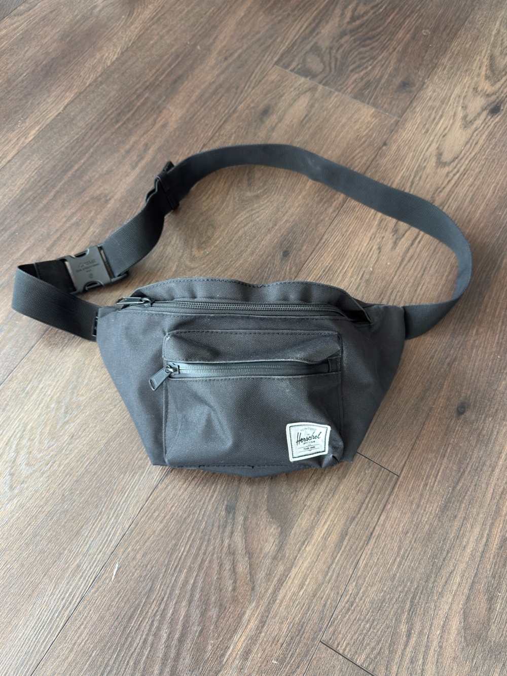 Herschel Supply Co. Black Fanny Pack Waist Crossbody Side Bag